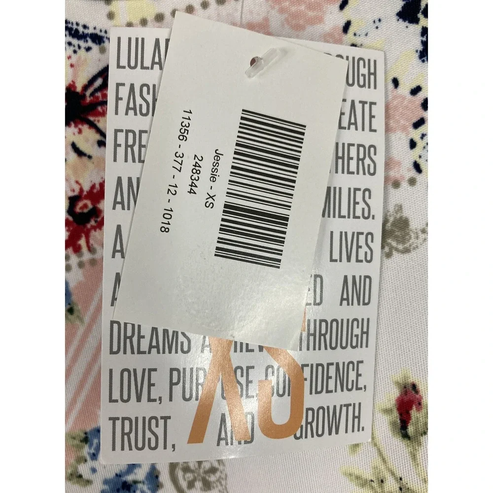 LuLaRoe Jessie Dress XS Floral Patchwork Quilt Print‎ w/Pockets NWT